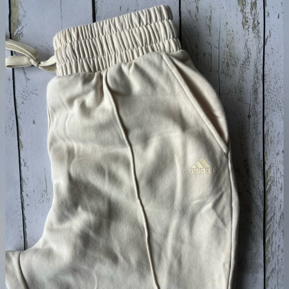 Adidas Hyperglam Fleece Jogger women’s Medium LIKE NEW - Picture 5 of 14